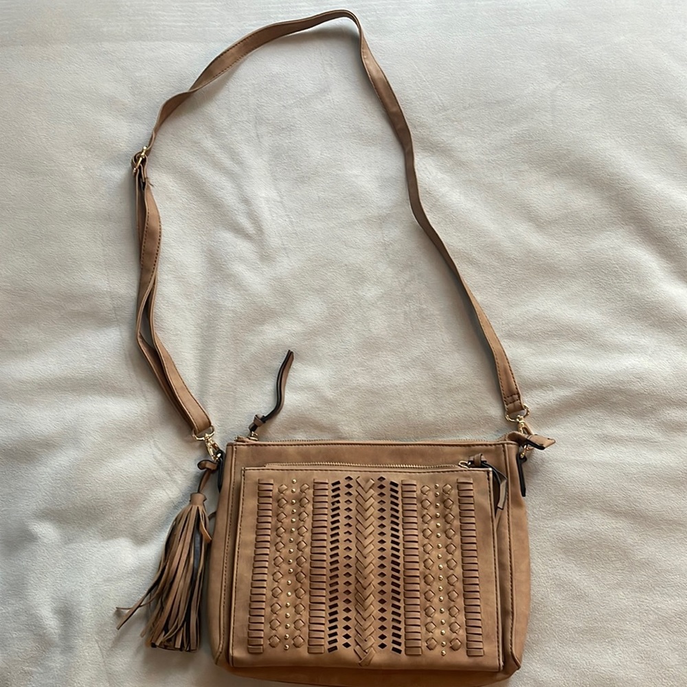 Target crossbody